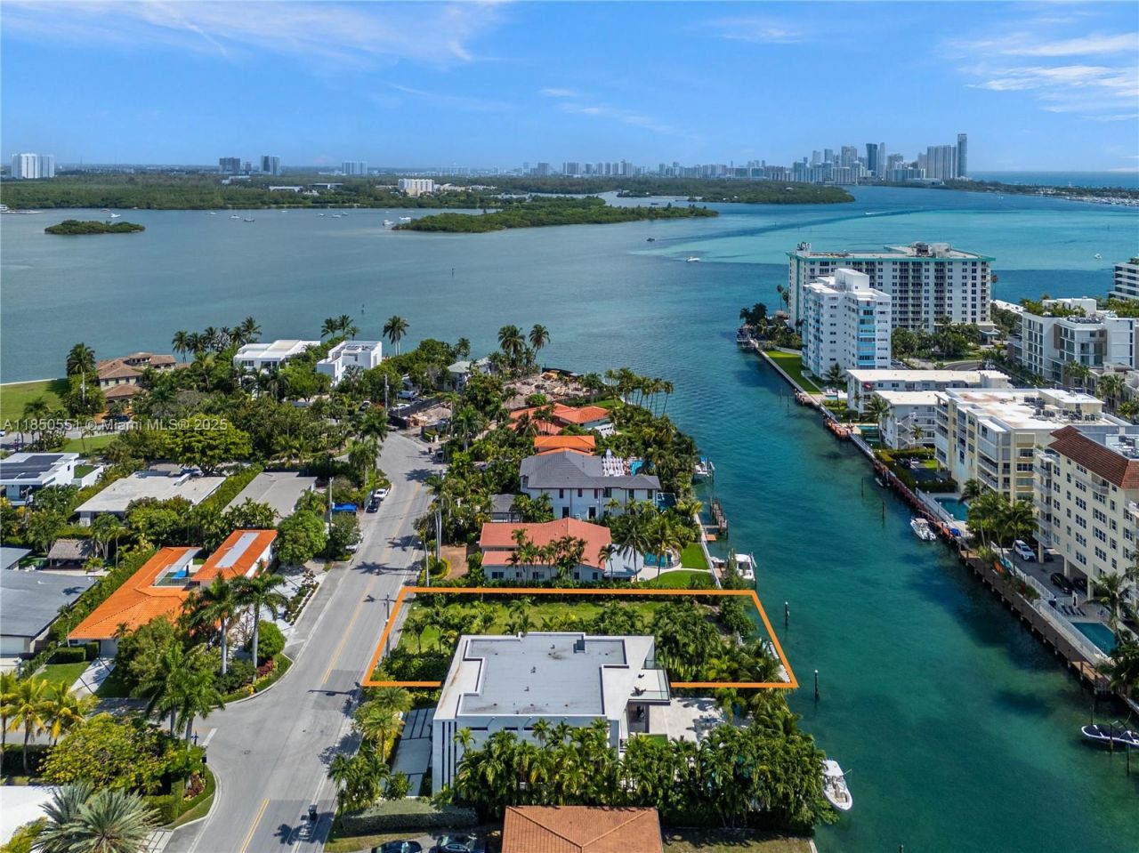 10201 E Broadview Dr, Bay Harbor Islands, FL 33154 Photo