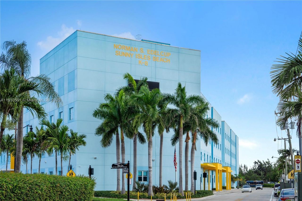 10201 E Broadview Dr, Bay Harbor Islands, FL 33154 Photo