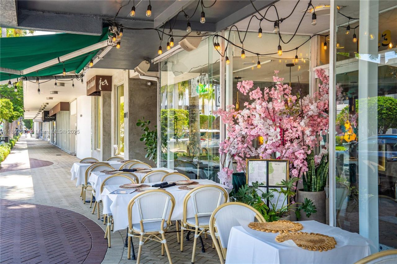 10201 E Broadview Dr, Bay Harbor Islands, FL 33154 Photo