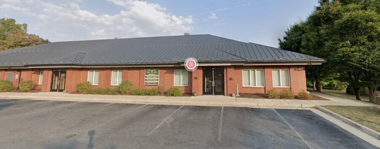 142-b Linden Drive, Unit 106, Winchester, VA 22601 Main Photo