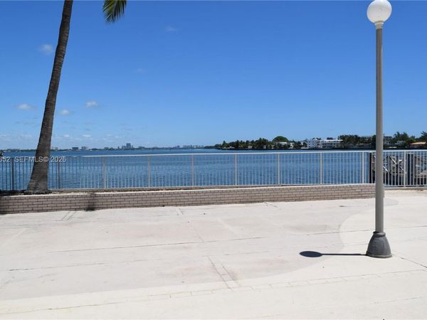 1865 79th St Cswy, Unit 4C, North Bay Village, FL 33141