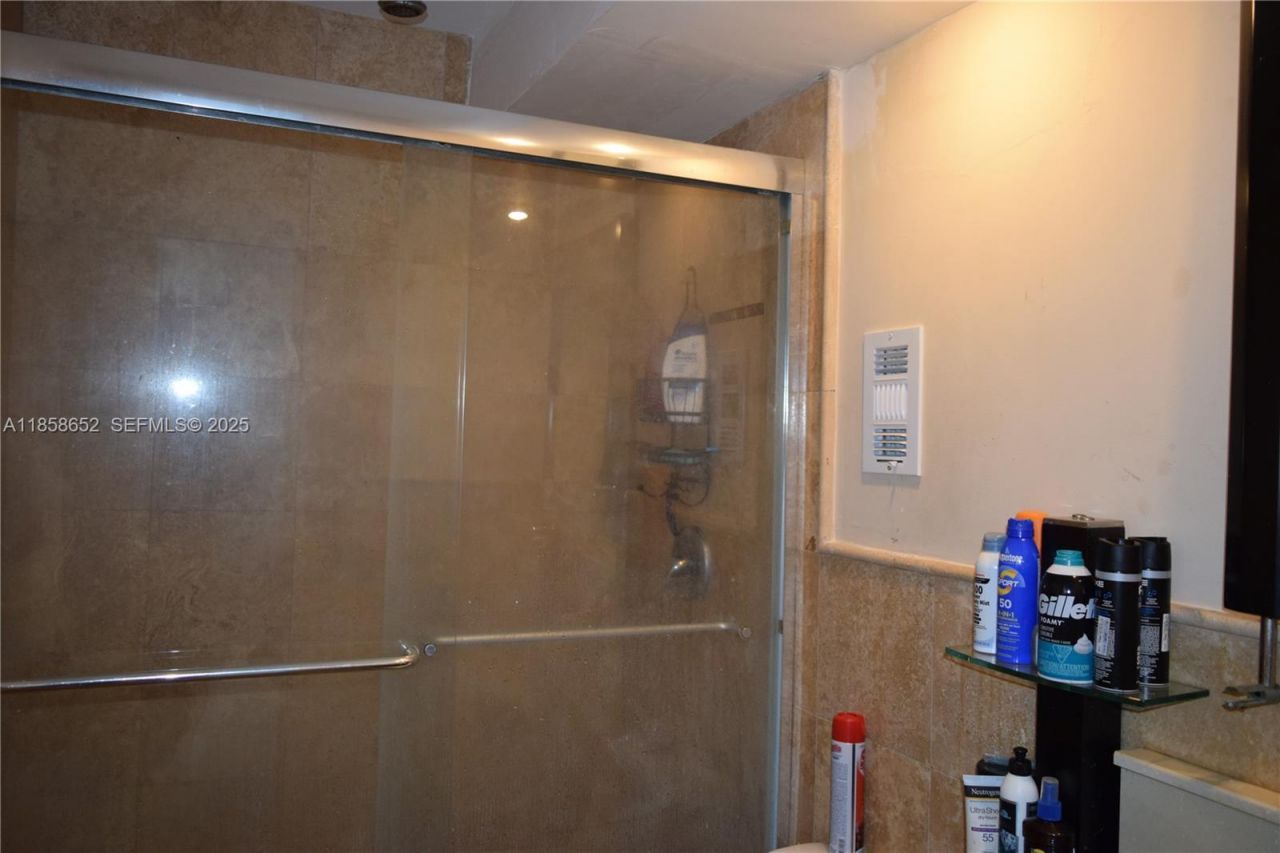 1865 79th St Cswy, Unit 4C, North Bay Village, FL 33141 Photo