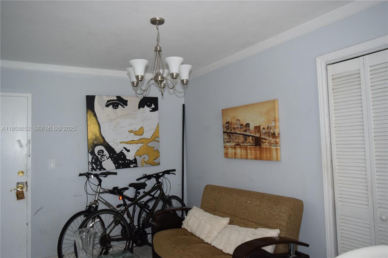 1865 79th St Cswy, Unit 4C, North Bay Village, FL 33141 Photo