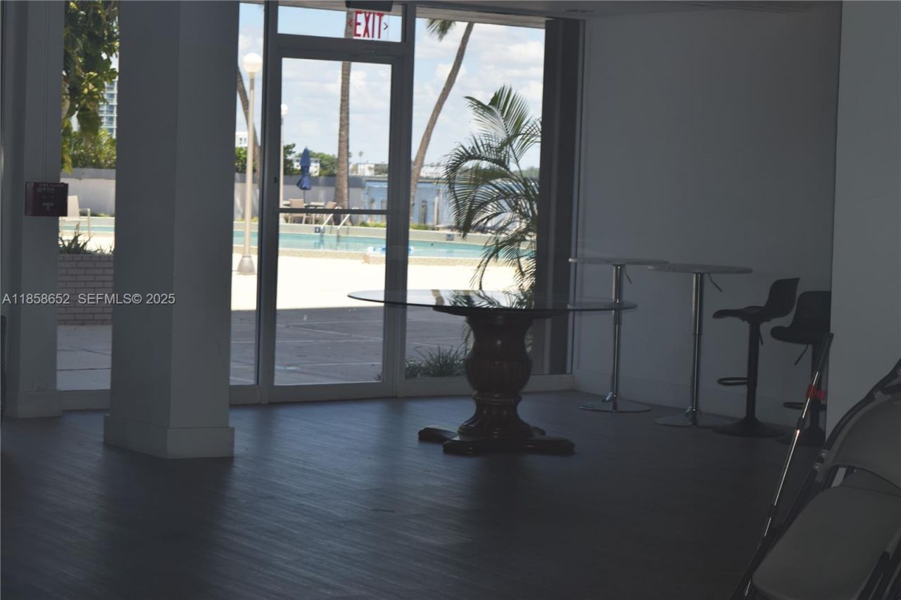 1865 79th St Cswy, Unit 4C, North Bay Village, FL 33141 Photo