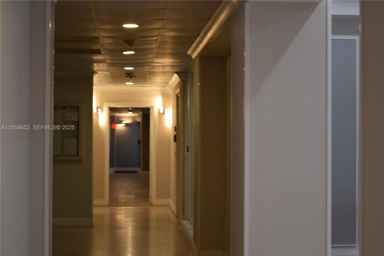 1865 79th St Cswy, Unit 4C, North Bay Village, FL 33141 Photo