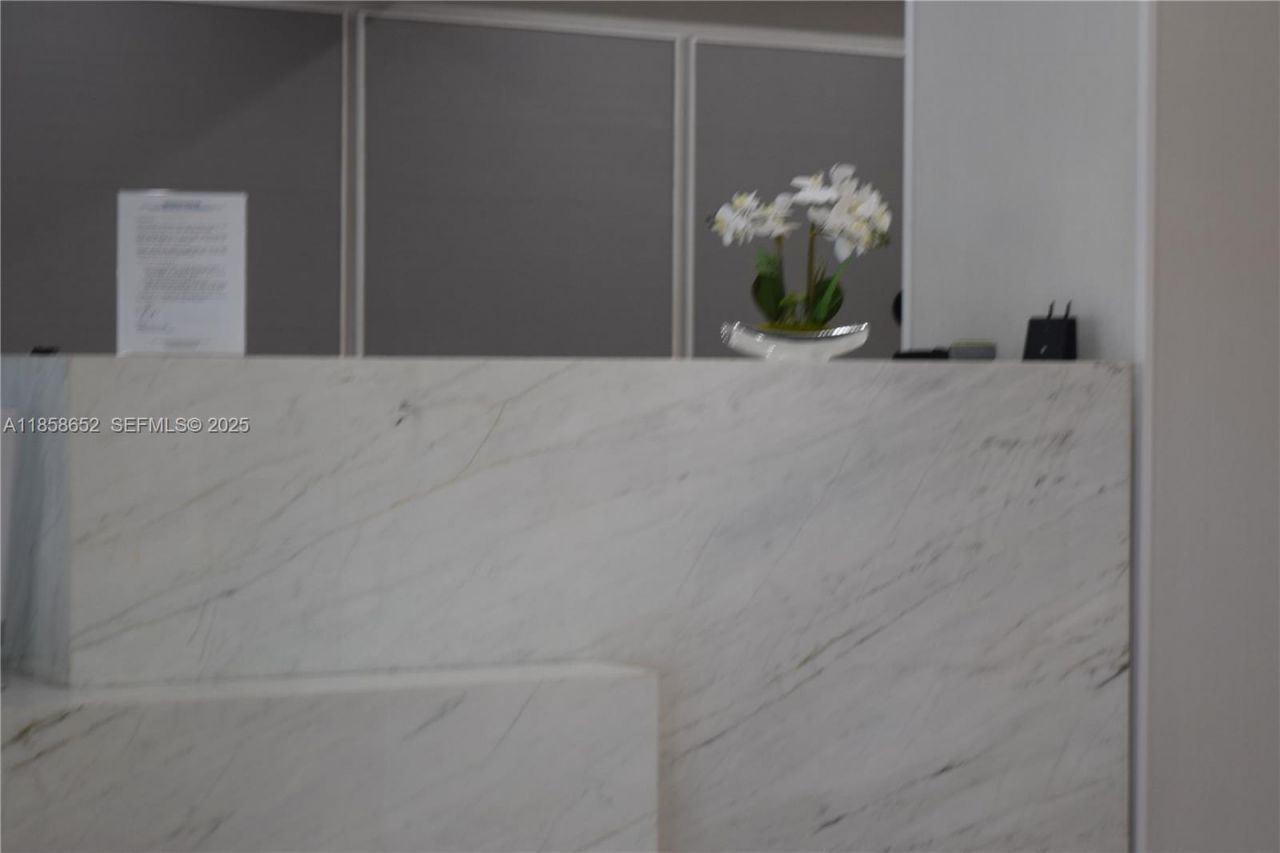 1865 79th St Cswy, Unit 4C, North Bay Village, FL 33141 Photo