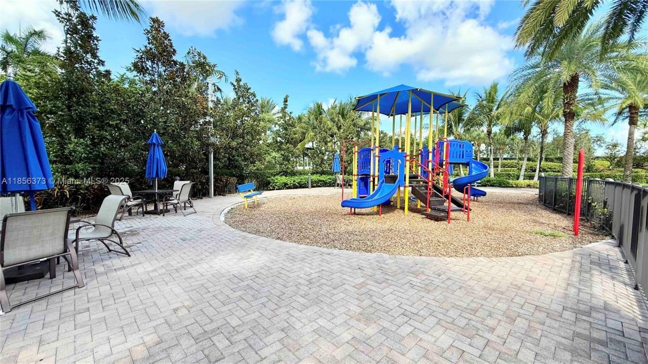 9709 Blue Isle Bay, Parkland, FL 33076 Photo