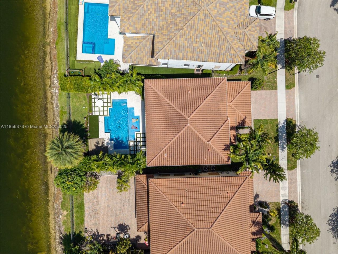 9709 Blue Isle Bay, Parkland, FL 33076 Photo