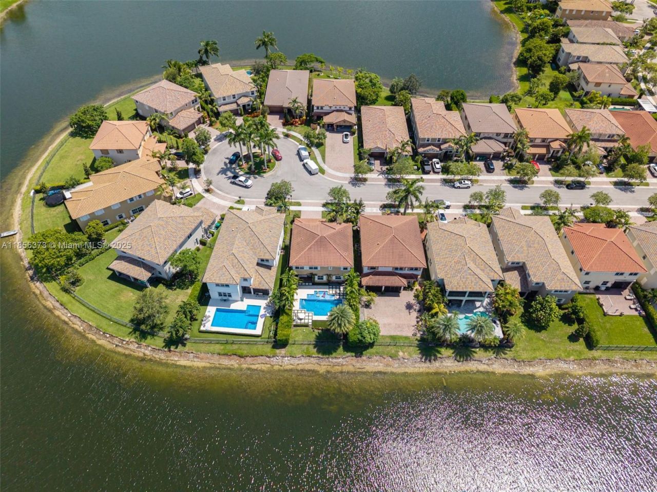 9709 Blue Isle Bay, Parkland, FL 33076 Photo