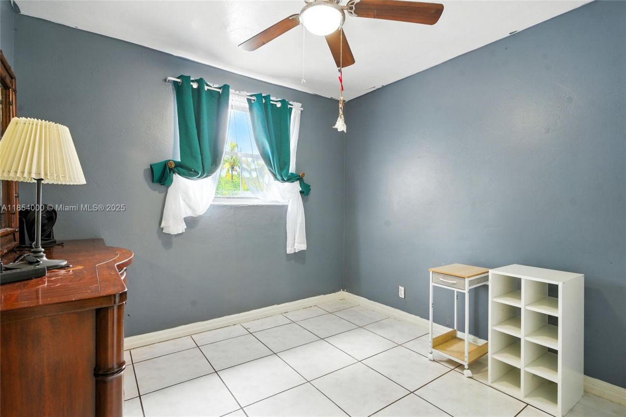 3633 SW 17th St, Fort Lauderdale, FL 33312 Photo