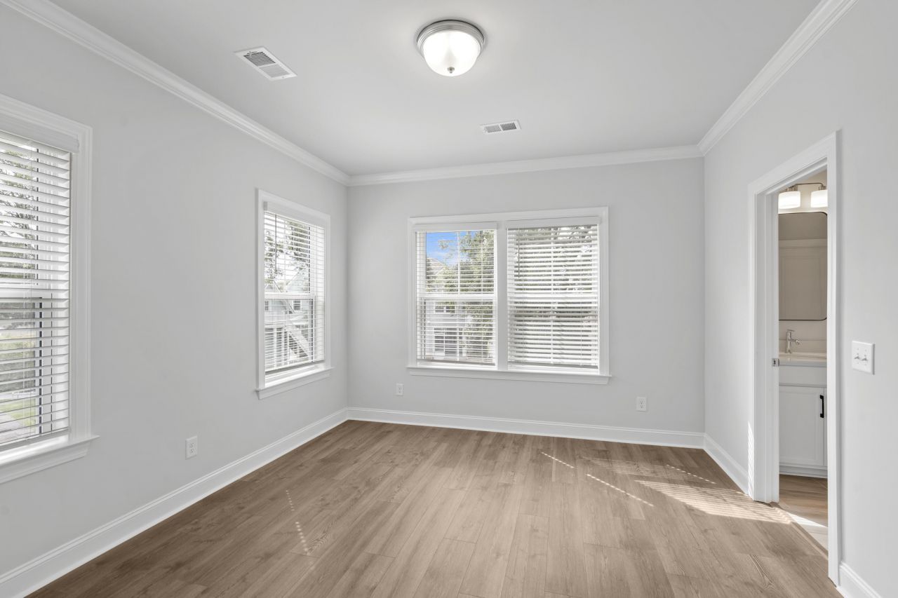 2112 Blue Bayou Boulevard Photo 19