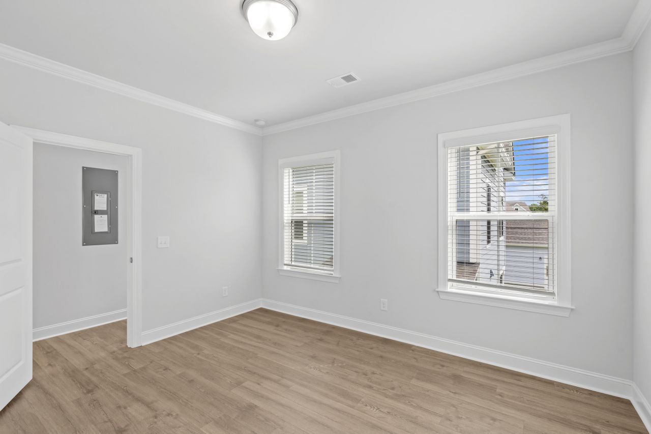 2112 Blue Bayou Boulevard Photo 21