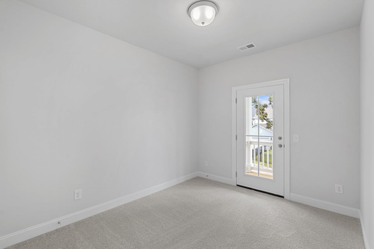 2112 Blue Bayou Boulevard Photo 24