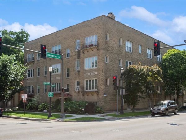 Unit 2, Evanston, IL 60202