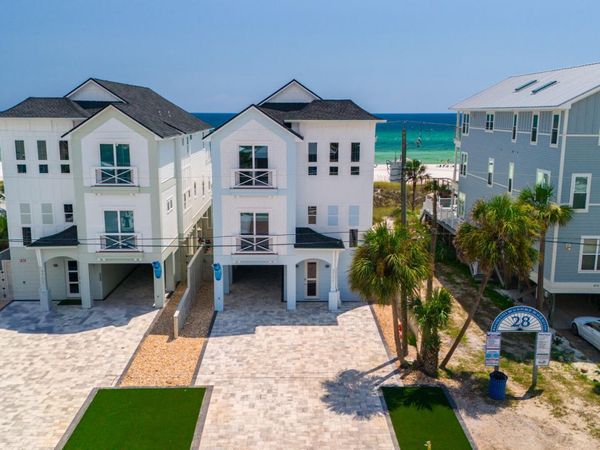 9704 Beach Boulevard, Panama City, FL 32408