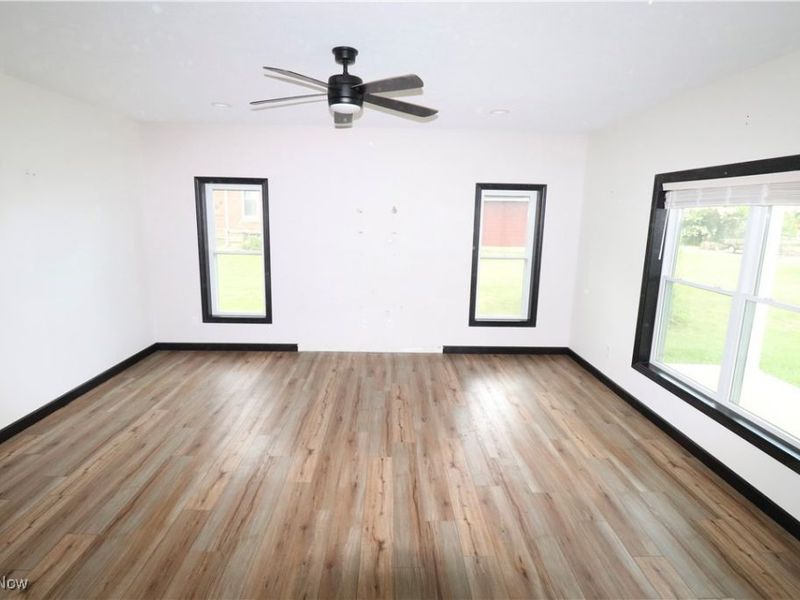 147 N Main Street, Creston, OH 44217 Photo 12