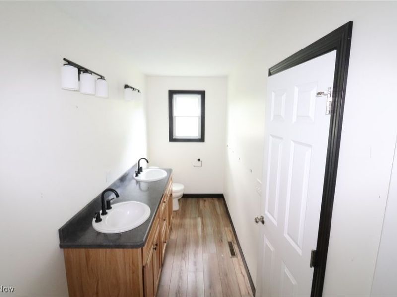 147 N Main Street, Creston, OH 44217 Photo 20