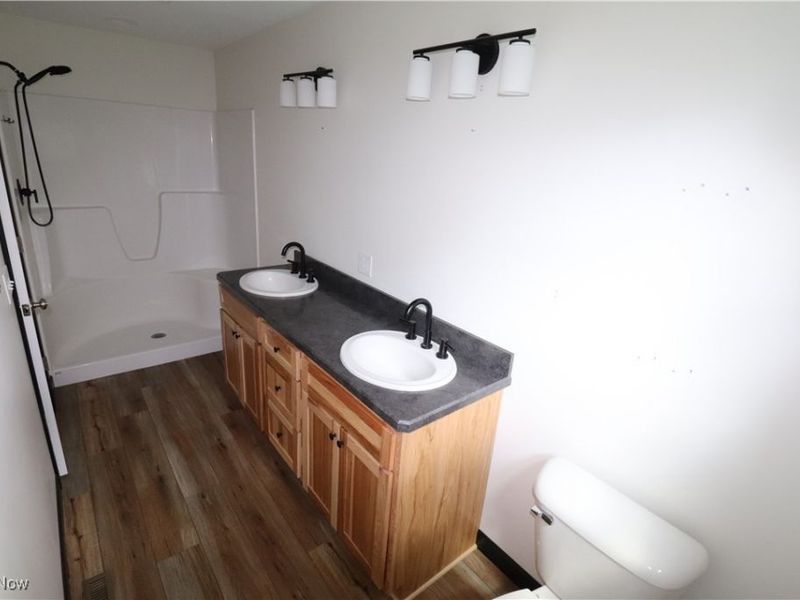 147 N Main Street, Creston, OH 44217 Photo 22