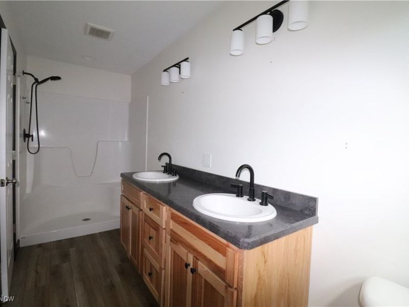 147 N Main Street, Creston, OH 44217 Photo 23