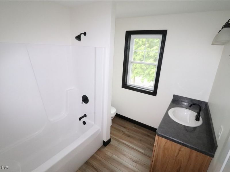 147 N Main Street, Creston, OH 44217 Photo 28