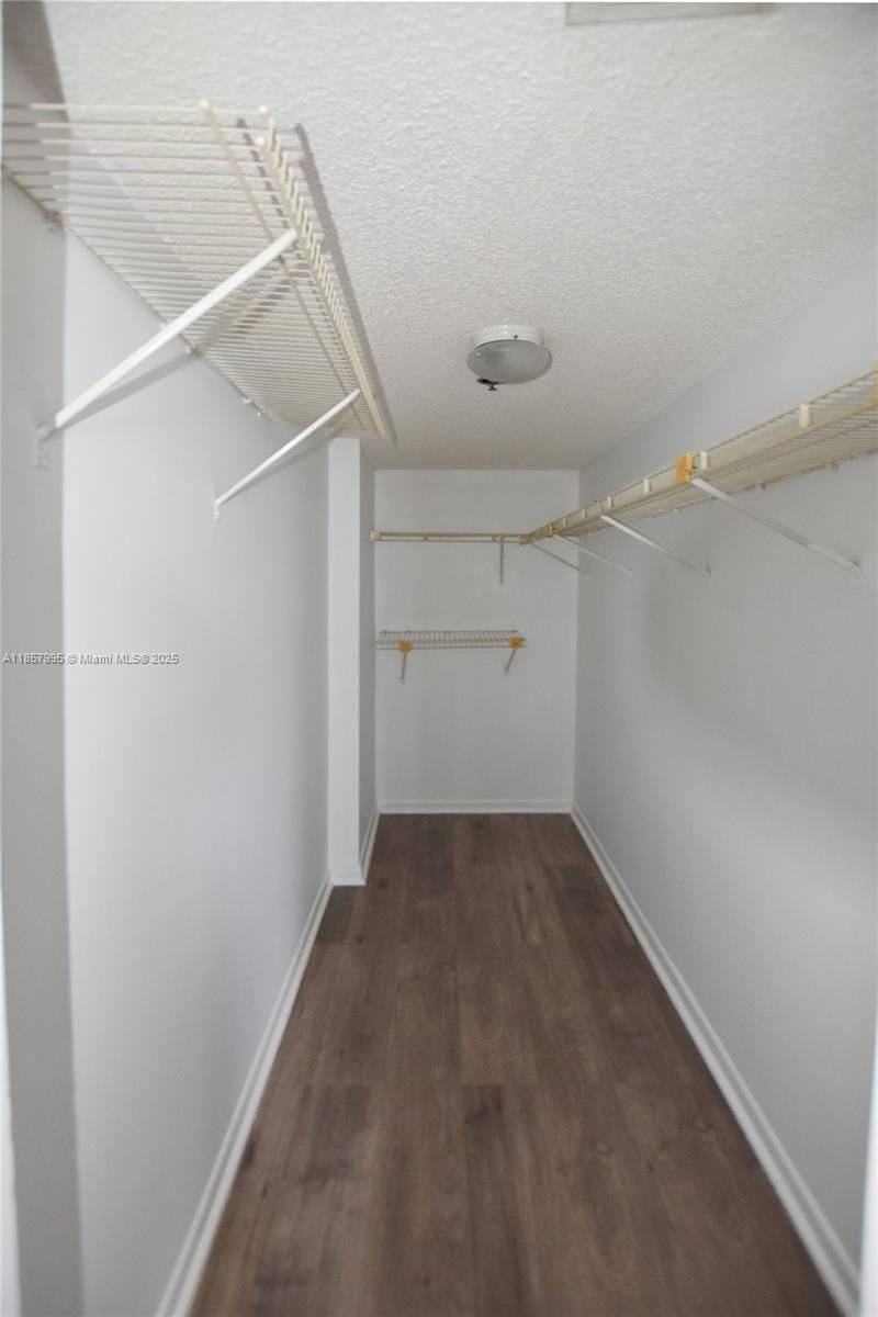 540 Brickell Key Dr, Unit 818, Miami, FL 33131 Photo