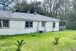 2323 Elder Avenue photo 4