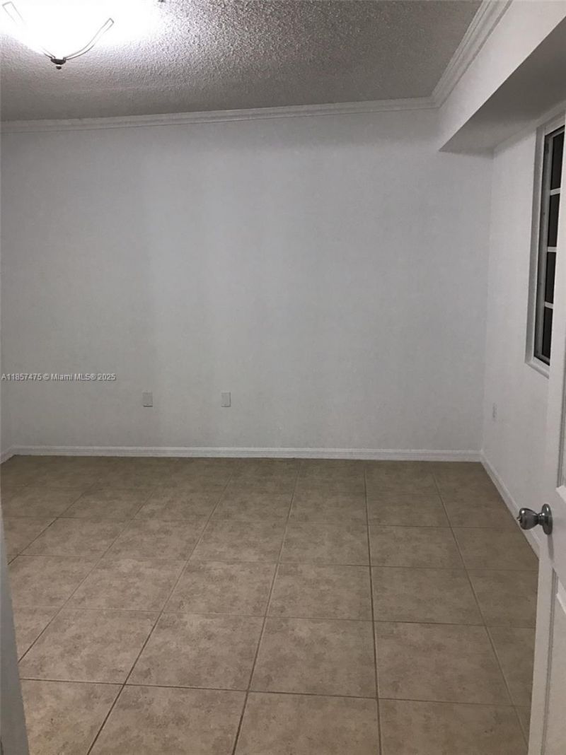 2821 NE 185th St, Unit 408, Aventura, FL 33180 Photo