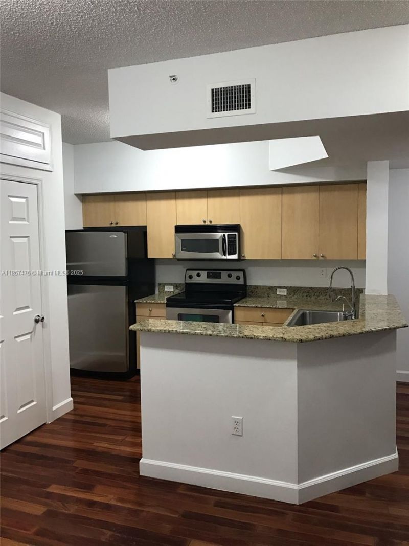 2821 NE 185th St, Unit 408, Aventura, FL 33180 Photo