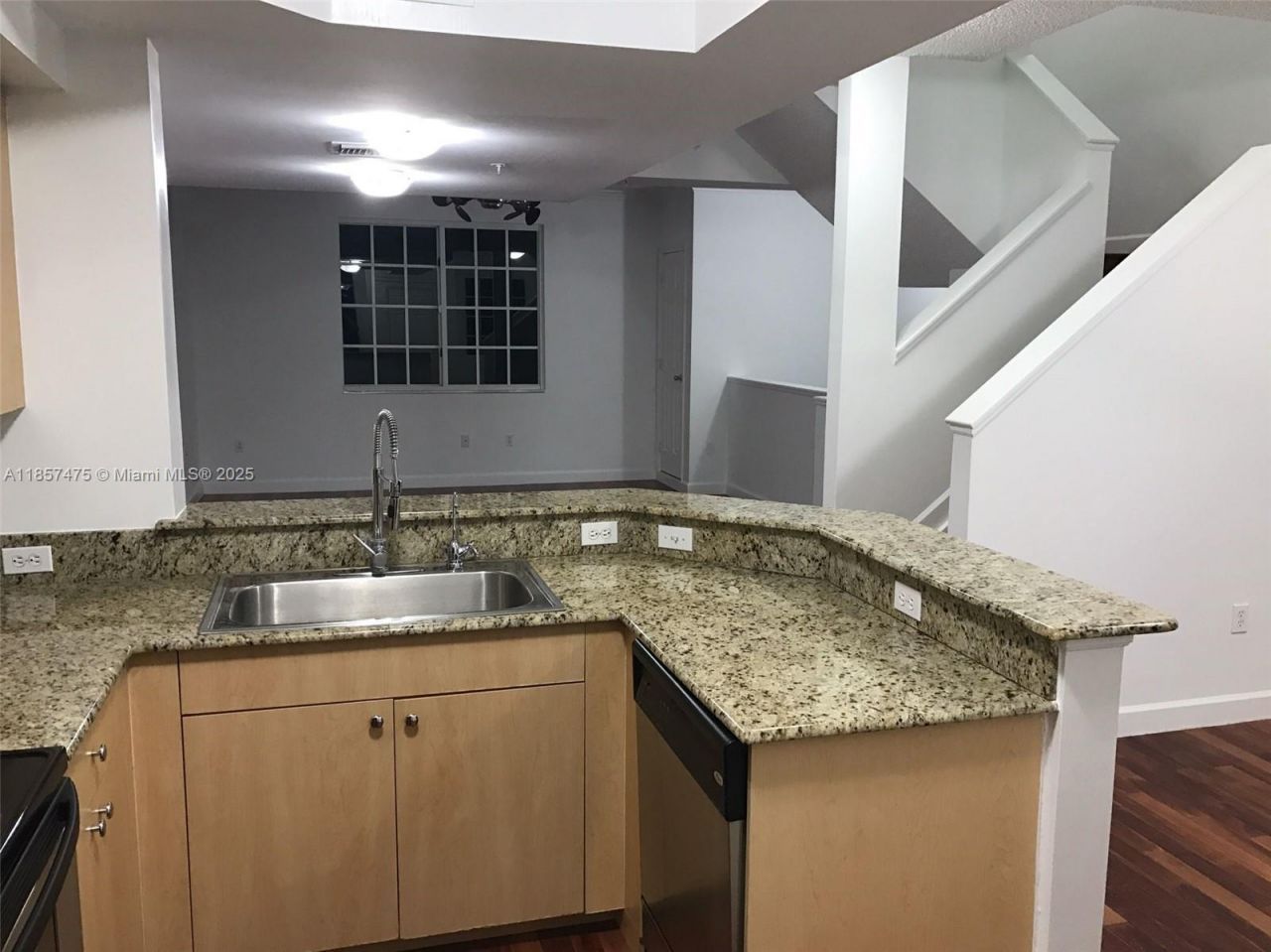 2821 NE 185th St, Unit 408, Aventura, FL 33180 Photo