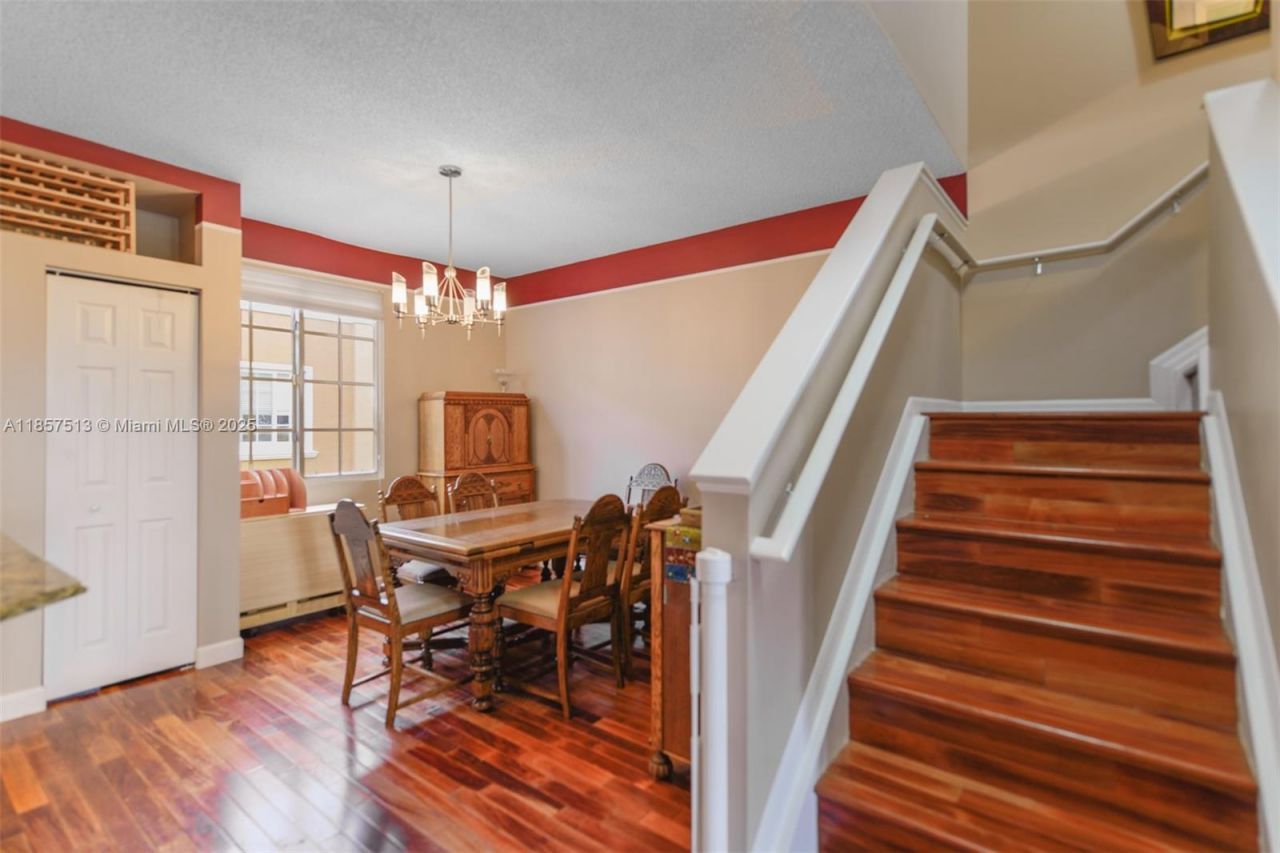 2811 NE 185th St, Unit 801, Aventura, FL 33180 Photo