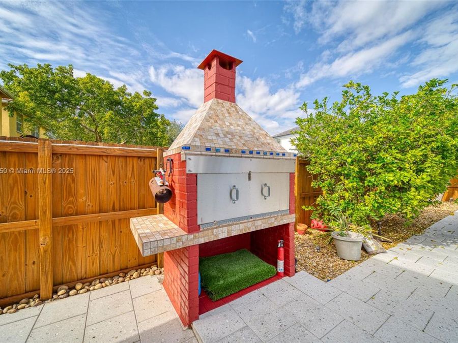 Property Image 39