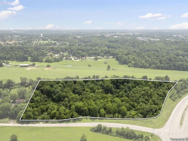 600 Beaver Trail , Glasgow, KY 42141