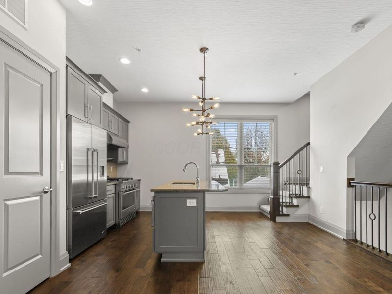 998 Ewing Alley, Unit 998, Columbus, OH 43201 Photo 12