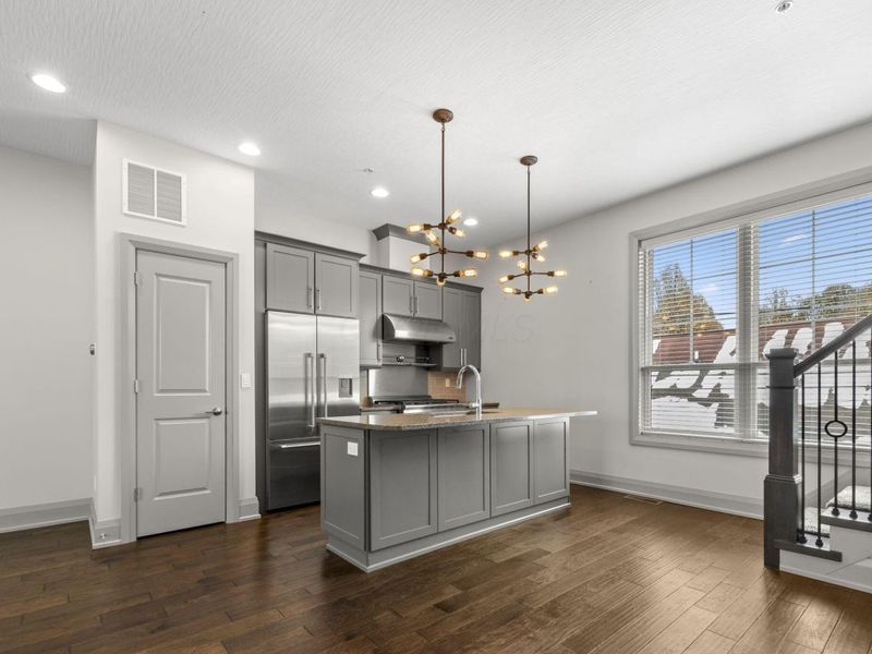 998 Ewing Alley, Unit 998, Columbus, OH 43201 Photo 9