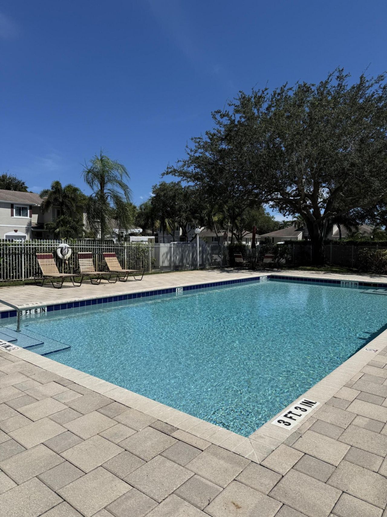 819 NW 42 Place, Unit 819, Deerfield Beach, FL 33064 Photo