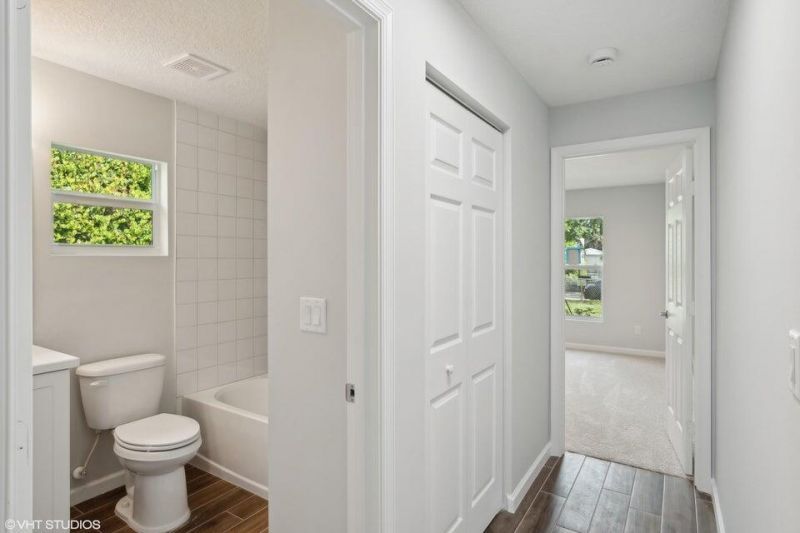 636 35th Street, West Palm Beach, FL 33407 Photo