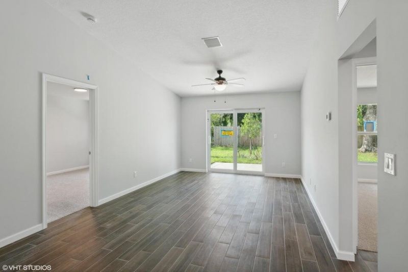 636 35th Street, West Palm Beach, FL 33407 Photo