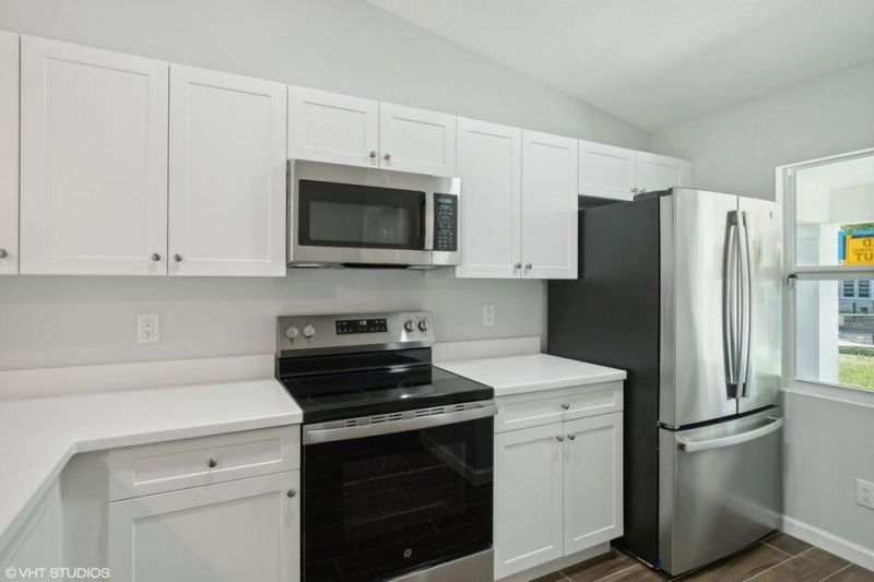 636 35th Street, West Palm Beach, FL 33407 Photo