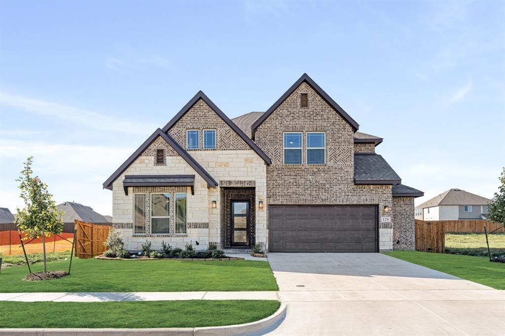 128 Rosewood Drive, Glenn Heights, TX 75154 Main Photo