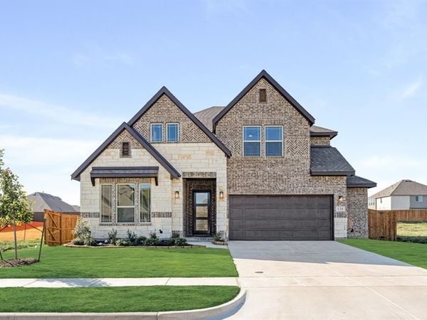 128 Rosewood Drive, Glenn Heights, TX 75154