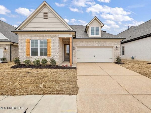 779 W Quitman Court, Nesbit, MS 38651