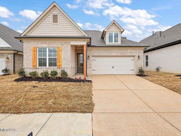 779 W Quitman Court, Nesbit, MS 38651