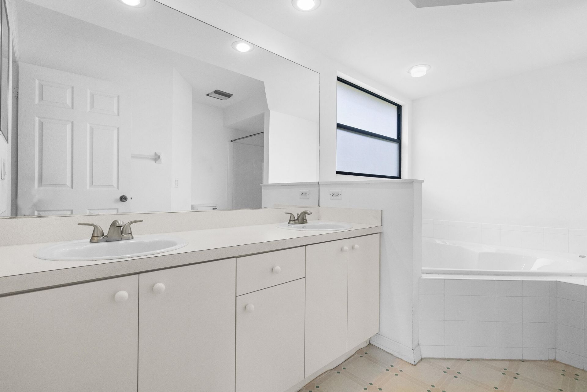 5940 NW Brenda Circle, Port Saint Lucie, FL 34986 Photo