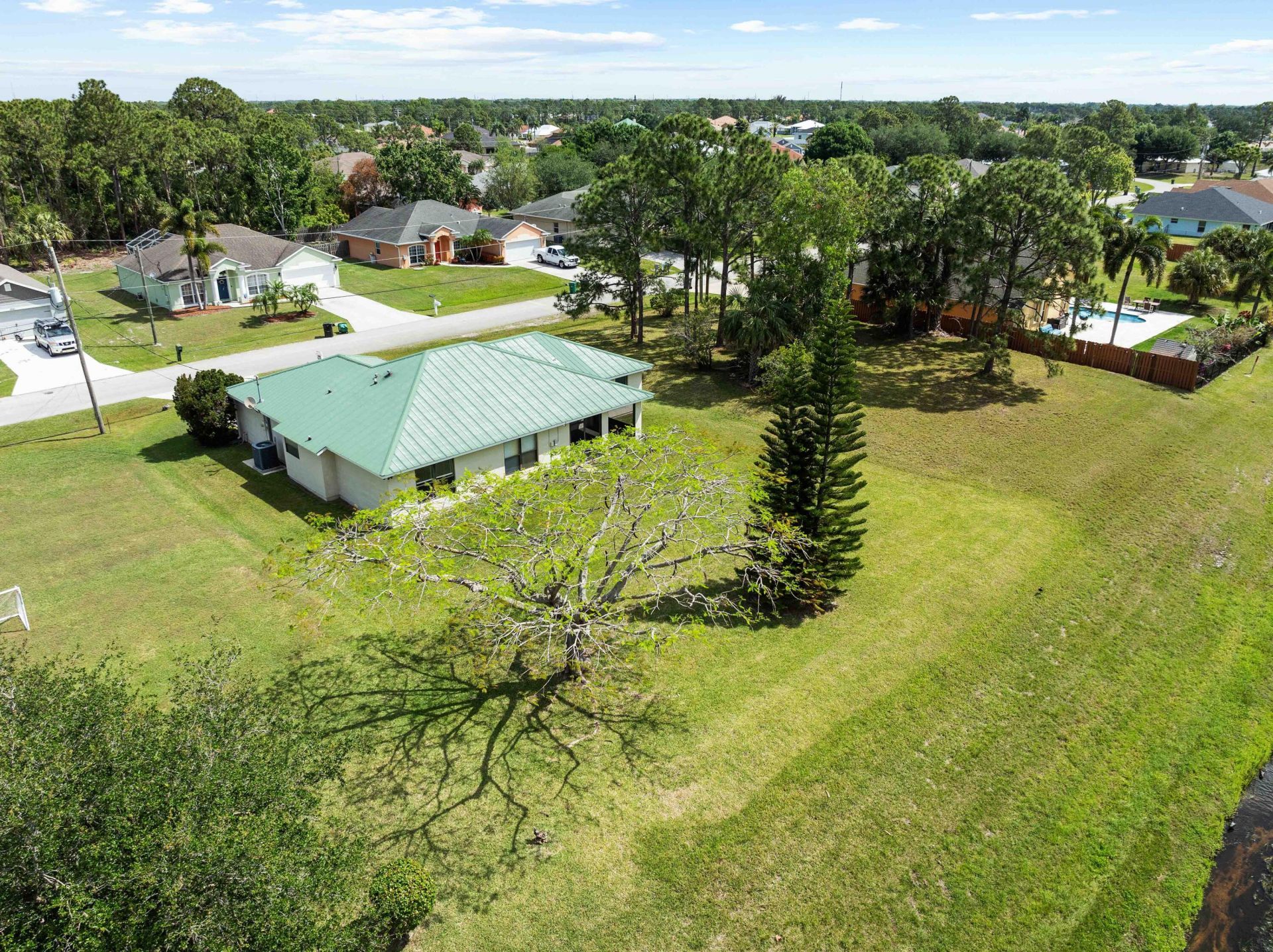 5940 NW Brenda Circle, Port Saint Lucie, FL 34986 Photo