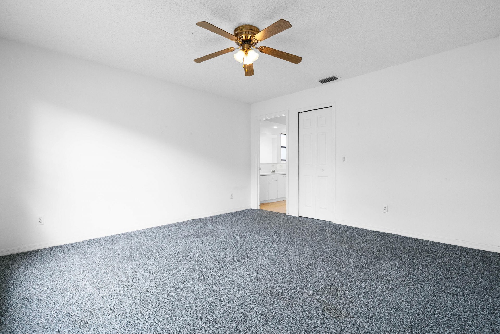 5940 NW Brenda Circle, Port Saint Lucie, FL 34986 Photo