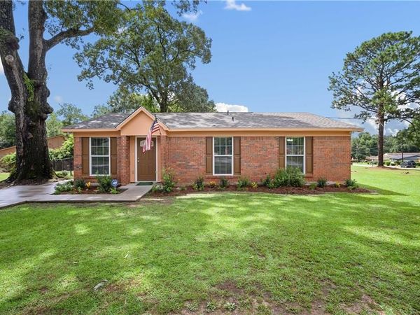 4527 Brunswick Drive, Eight Mile, AL 36613