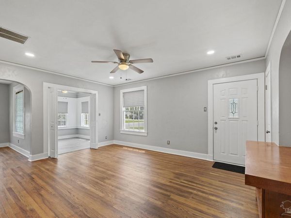 1200 Wisteria Ave, Pensacola, FL 32507