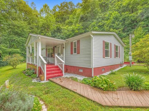 3141 BEECH GROVE RD, ROSELAND, VA 22967