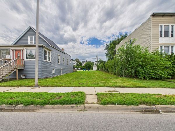 839 S Harlem Avenue, Forest Park, IL 60130