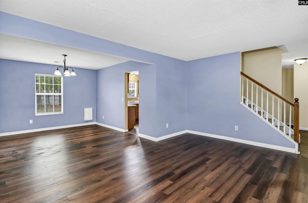 405 Spring Oak Lane Photo 5